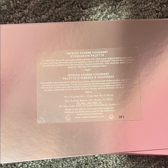 ONE/SIZE Visionary Palette with Red and Black Design - Picture 2 of 2